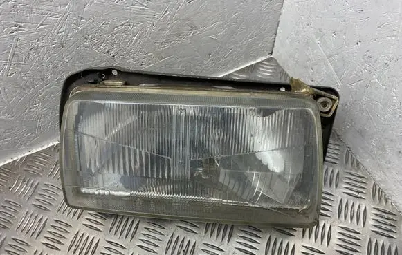 Volkswagen Jetta II Headlight/headlamp 19090