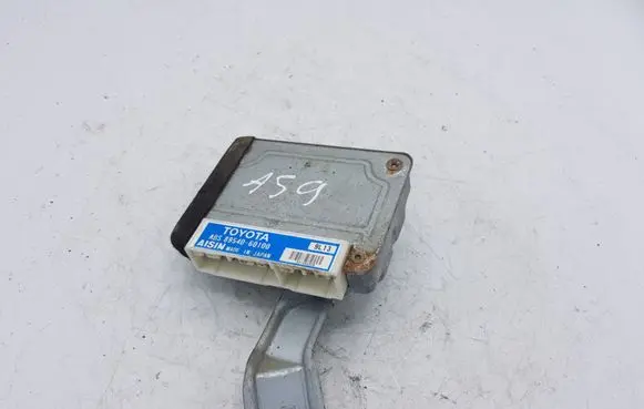 Toyota Land Cruiser (HDJ90) ABS control unit/module 8954060100