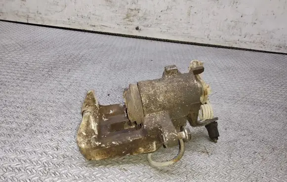 Mazda 5 Rear brake caliper