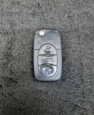 Audi A6 S6 C5 4B Ignition key/card 4D0837231E