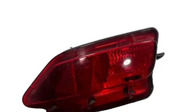 Toyota RAV 4 (XA40) Rear fog light 