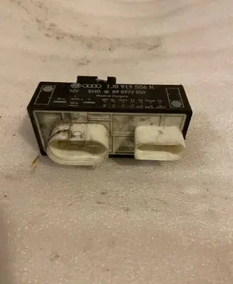 Volkswagen Bora ABS relay 1J0919506K 898972000