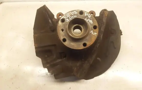 BMW X5 E53 Front wheel hub spindle knuckle