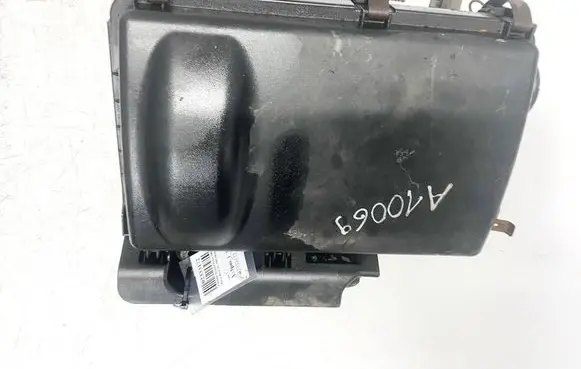 Toyota Prius (XW20) Air filter box 100140-6970