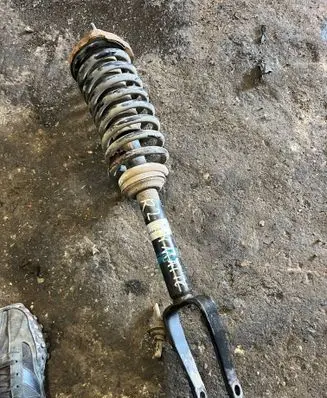 Mercedes-Benz E W211 Front shock absorber/damper