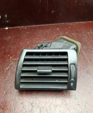 BMW 3 E46 Dashboard side air vent grill/cover trim 369701 6422 8361897