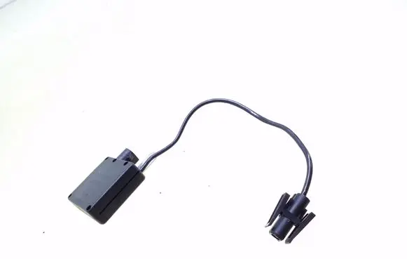 BMW 5 E39 Aerial antenna filter 8380945