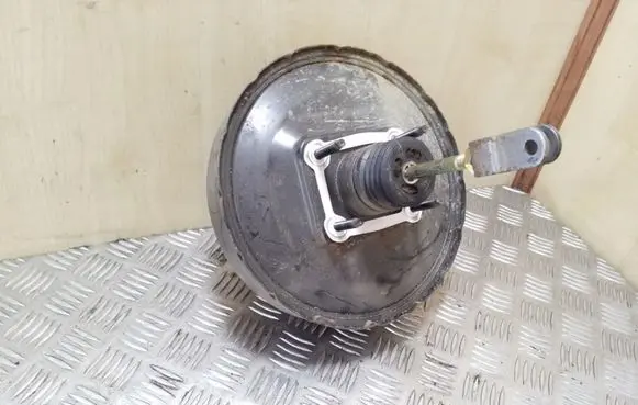 Subaru Forester SG Brake booster