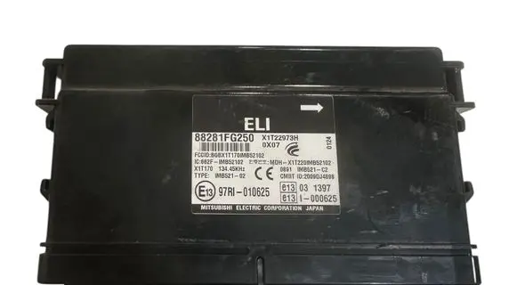 Subaru Impreza III Comfort/convenience module 88281FG250 X1T22973H 97RI010625