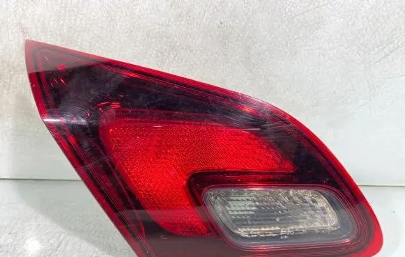 Opel Astra J Tailgate rear/tail lights