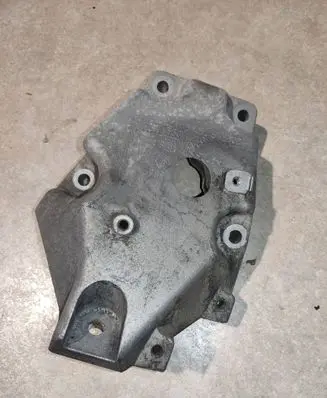 BMW X3 E83 Engine mounting bracket 3451673 13807410
