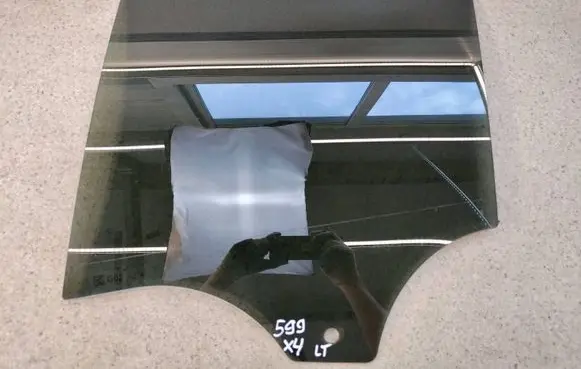 BMW X4 G02 Rear door window glass