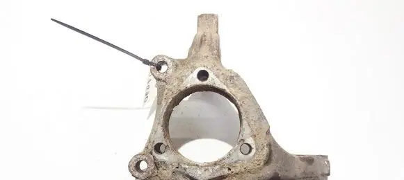 Fiat Croma Front wheel hub 13136698l 6698l