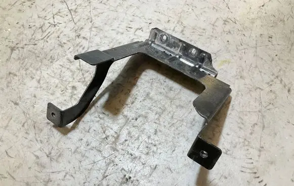 Polestar 2 Battery box tray 32314831 AD70RW21W29