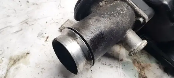 BMW X3 E83 EGR valve 70051200