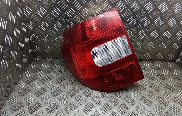 Skoda Yeti (5L) Rear/tail lights 5L0945095 5L0945111