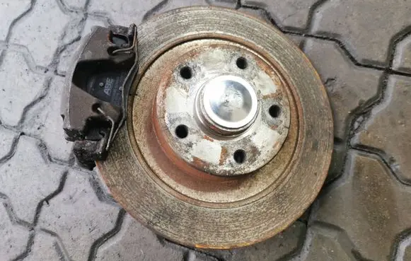 Renault Laguna III Rear wheel hub spindle/knuckle 