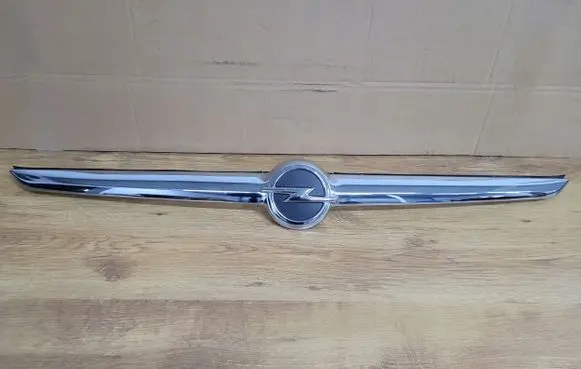 Opel Zafira C Tailgate trim 20907405