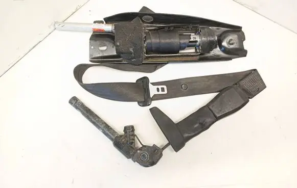 Volvo S80 Front seatbelt 6003114