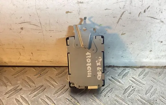Lexus GS 250 350 300H 450H Door control unit/module 897B030440