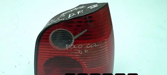 Volkswagen Polo III 6N 6N2 6NF Rear/tail lights