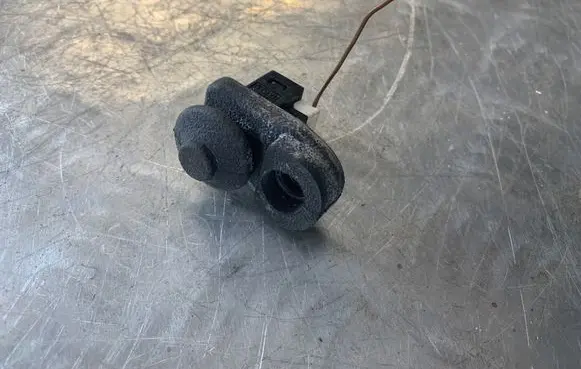 Nissan Qashqai Front door sensor 