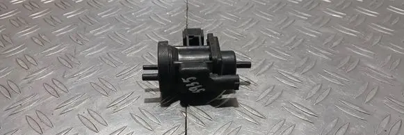 Mercedes-Benz E W211 Turbo solenoid valve A0005450427