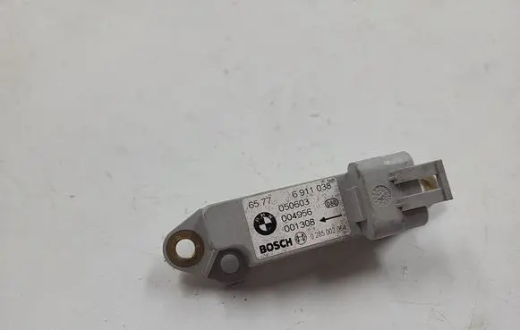 BMW 3 E46 Airbag deployment crash/impact sensor 6911038 0285002064 050603