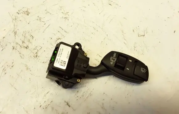 BMW 5 E60 E61 Wiper control stalk 692410702 0120611006