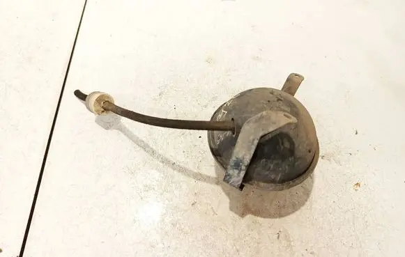Vacuum air tank