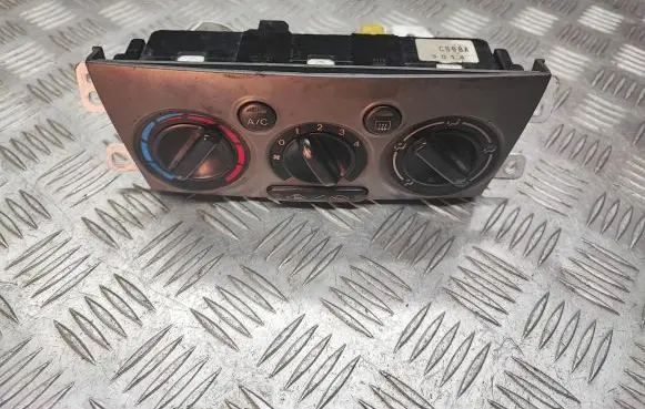 Mazda Premacy Climate control unit CB08A 9D14