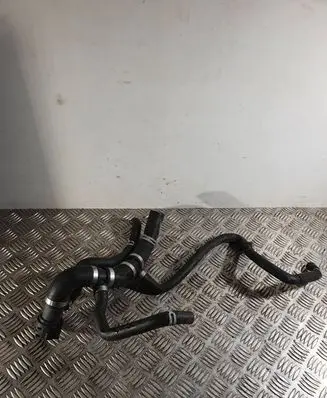 Volvo XC90 Engine coolant pipe/hose 31686003