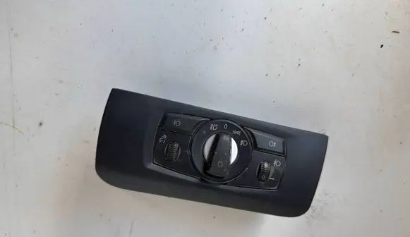 BMW 5 E60 E61 Light switch 6988555 33295101