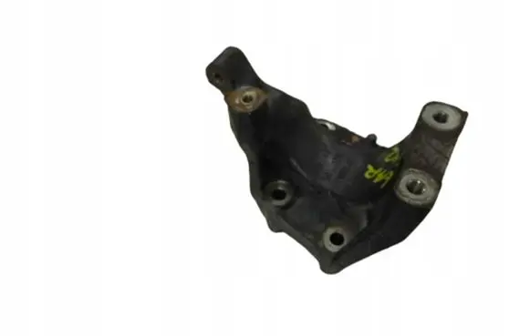 Audi A4 S4 B9 Engine mounting bracket 04L131158C