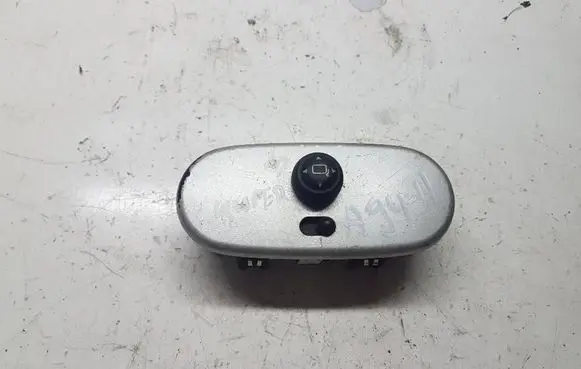 Mini One - Cooper R50 - 53 Wing mirror switch 6915123
