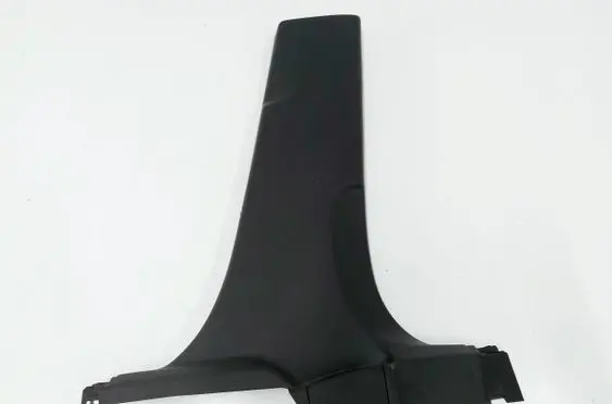 (B) pillar trim (bottom)