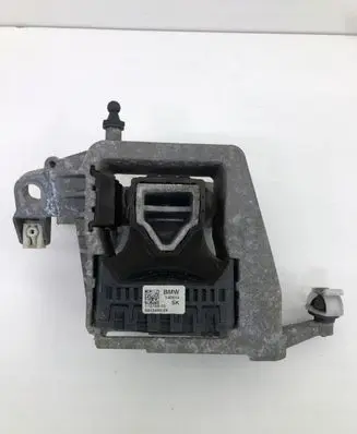 Mini One - Cooper F56 F55 Engine mount vacuum valve 