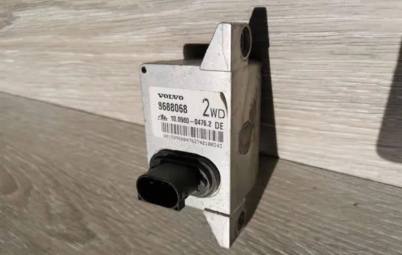 Volvo V70 ESP acceleration yaw rate sensor 8688069 448801001029 10098504024