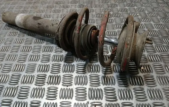 BMW 5 E60 E61 Front shock absorber with coil spring 6775055 V5701TB 1054135