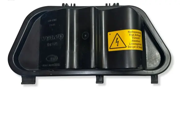 Volvo V40 Headlight/headlamp dust cover T4UVA