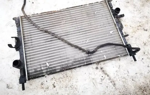 Ford Kuga I Coolant radiator