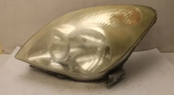 Toyota Verso Headlight/headlamp