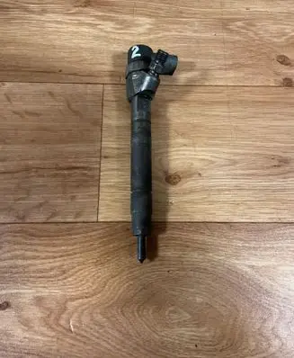 Mercedes-Benz ML W163 Fuel injector A6130700887