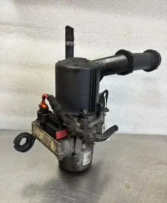 Citroen C4 I Picasso Power steering pump 9680987180