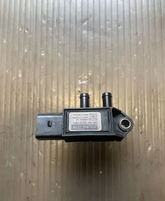 Audi A5 Sportback 8TA Exhaust gas pressure sensor 03L906051B B1MPP0501 34338117