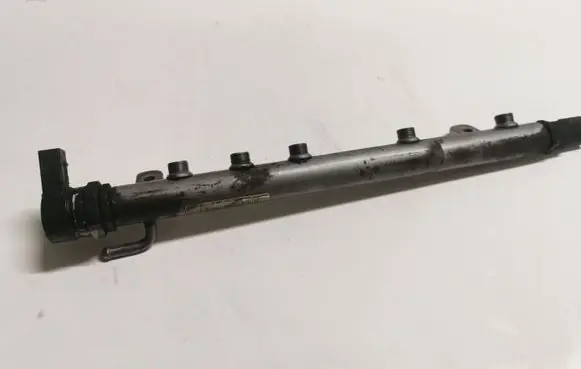 Mercedes-Benz B W245 Fuel main line pipe A6400701295