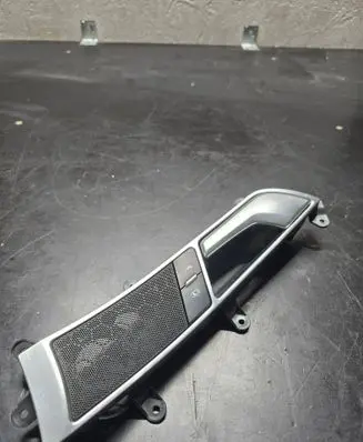 Audi A6 S6 C6 4F Front door interior handle 4F0837019C