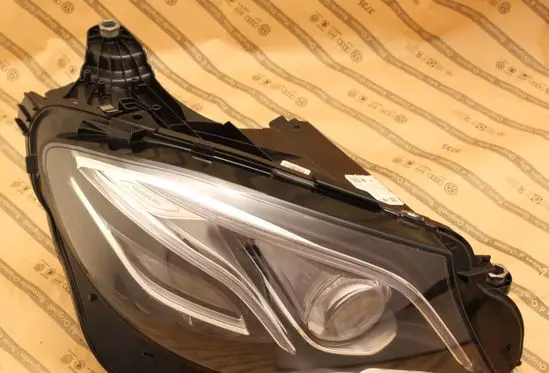 Mercedes-Benz E W213 Headlight/headlamp A2139062606KZ