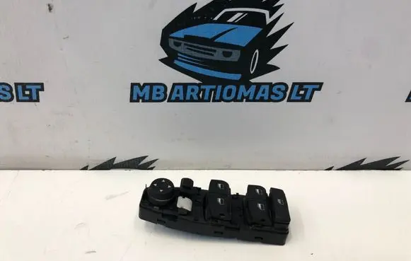BMW 5 F10 F11 Electric window control switch 9241957