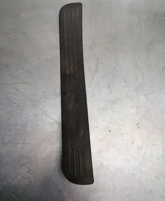 Toyota Prius (XW10) Side skirt rear trim 6791547010